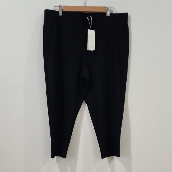 Eileen Fisher Washable Stretch Crepe Slim Capri Pants